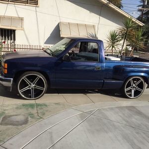 Meet your Posher, Cesar